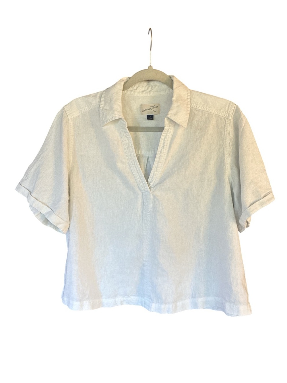 Universal Thread White Short-Sleeve Button Down Shirt